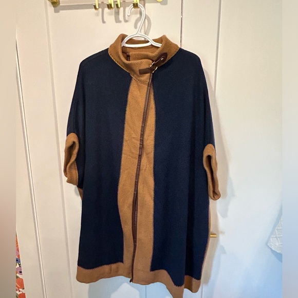 ANTHROPOLOGIE AKEMI AND KIM poncho cape - Picture 2 of 6